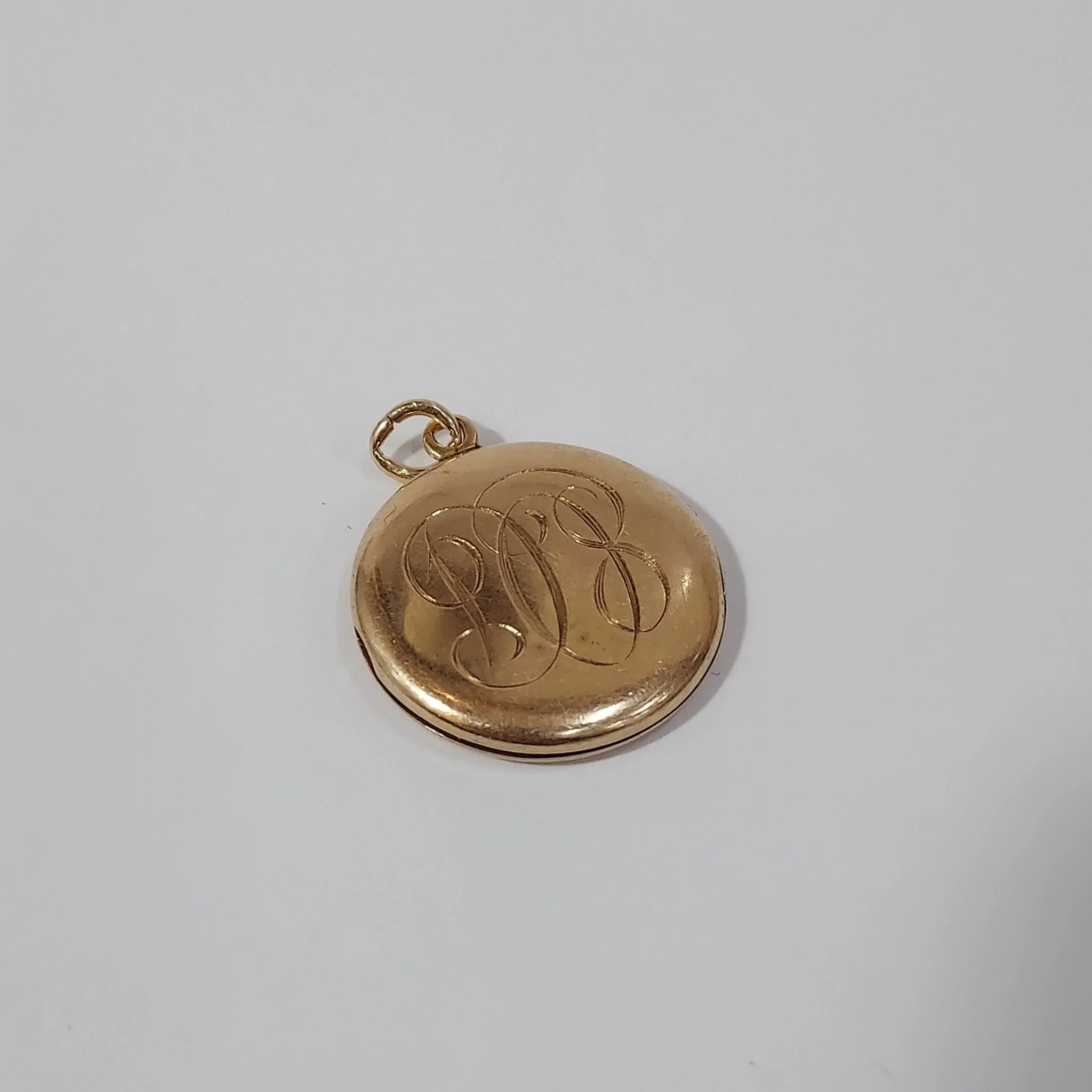 10K Gold Locket - Image 2