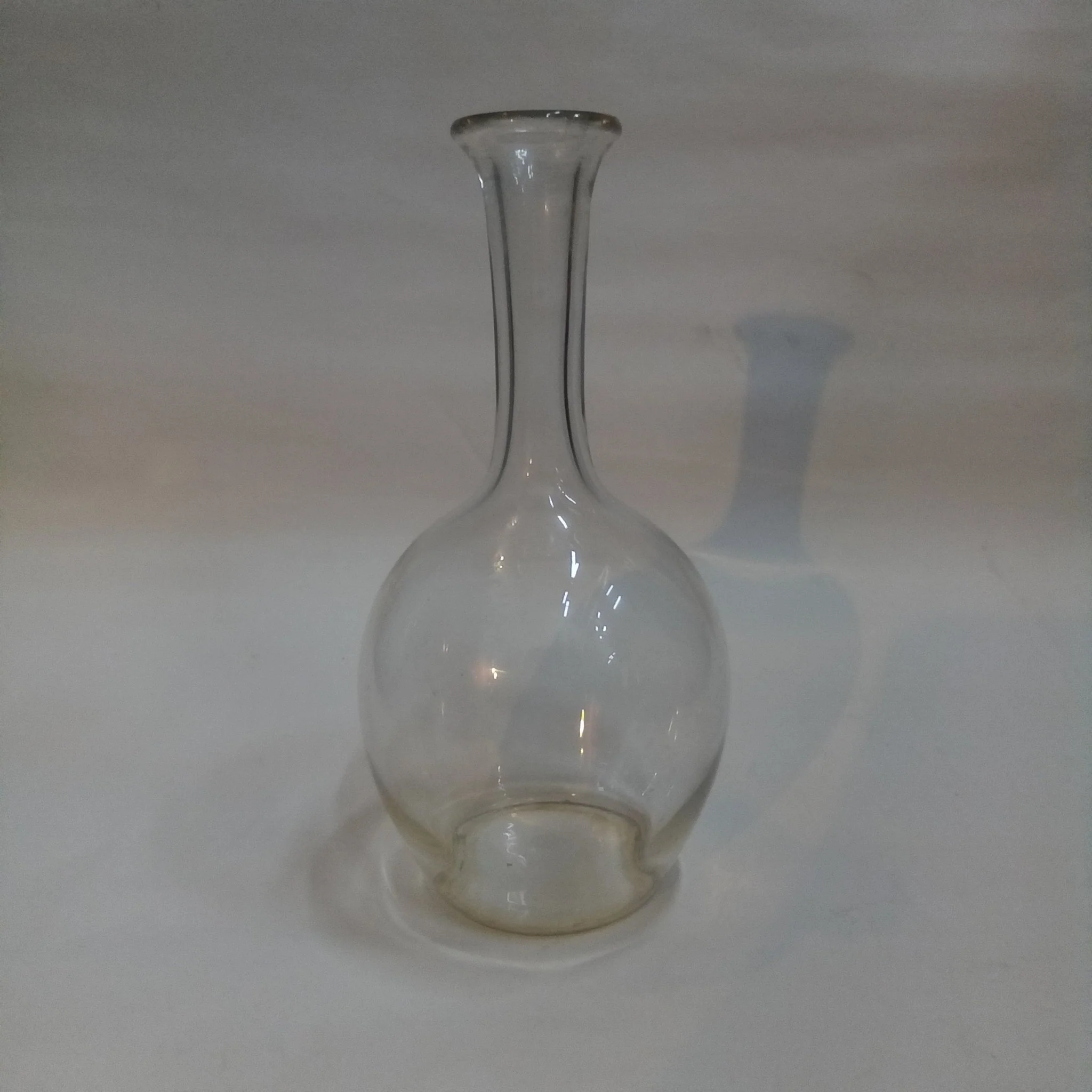 Baccarat Montaigne Decanter (No Stopper) - Image 2