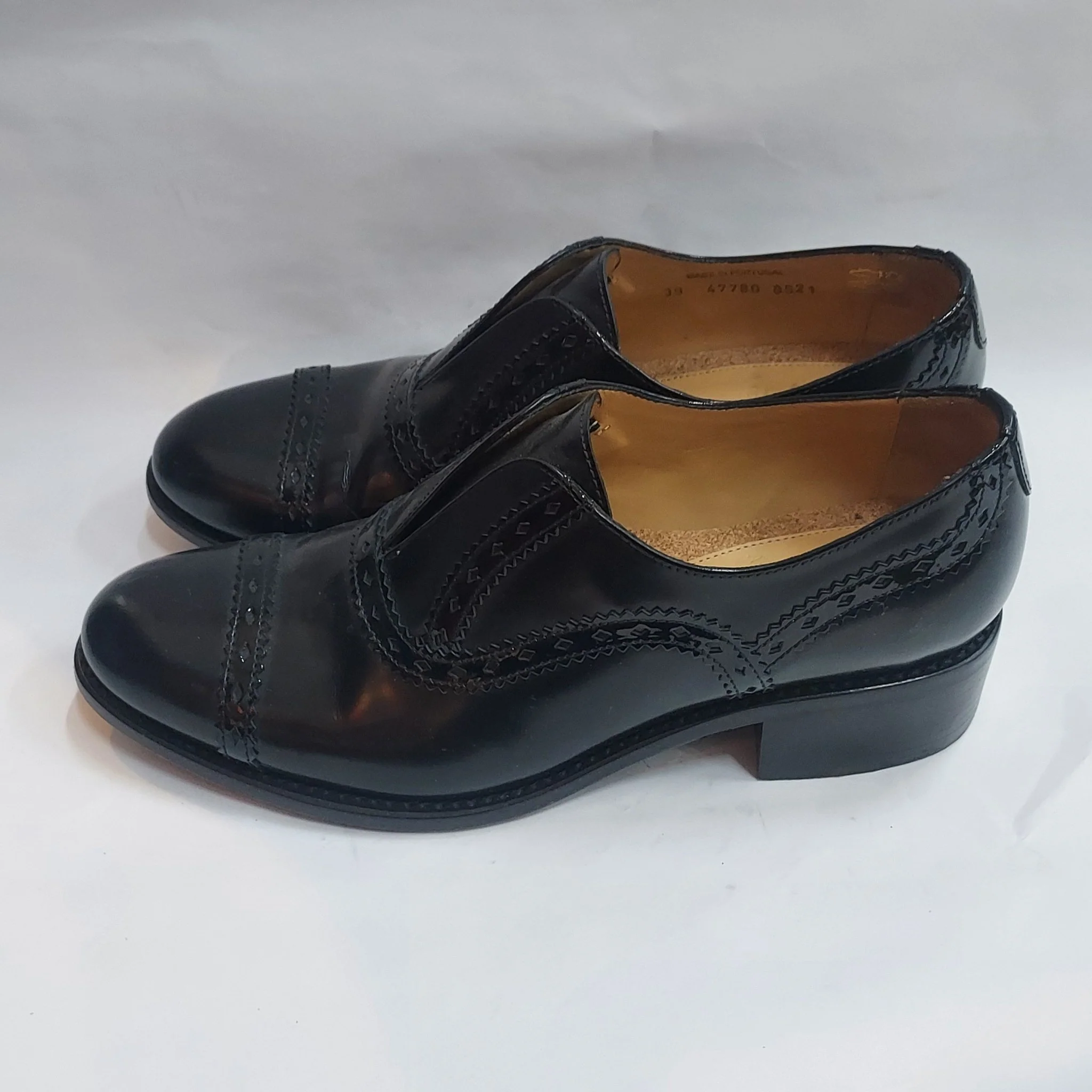 Angela Scott Oxfords - Image 4