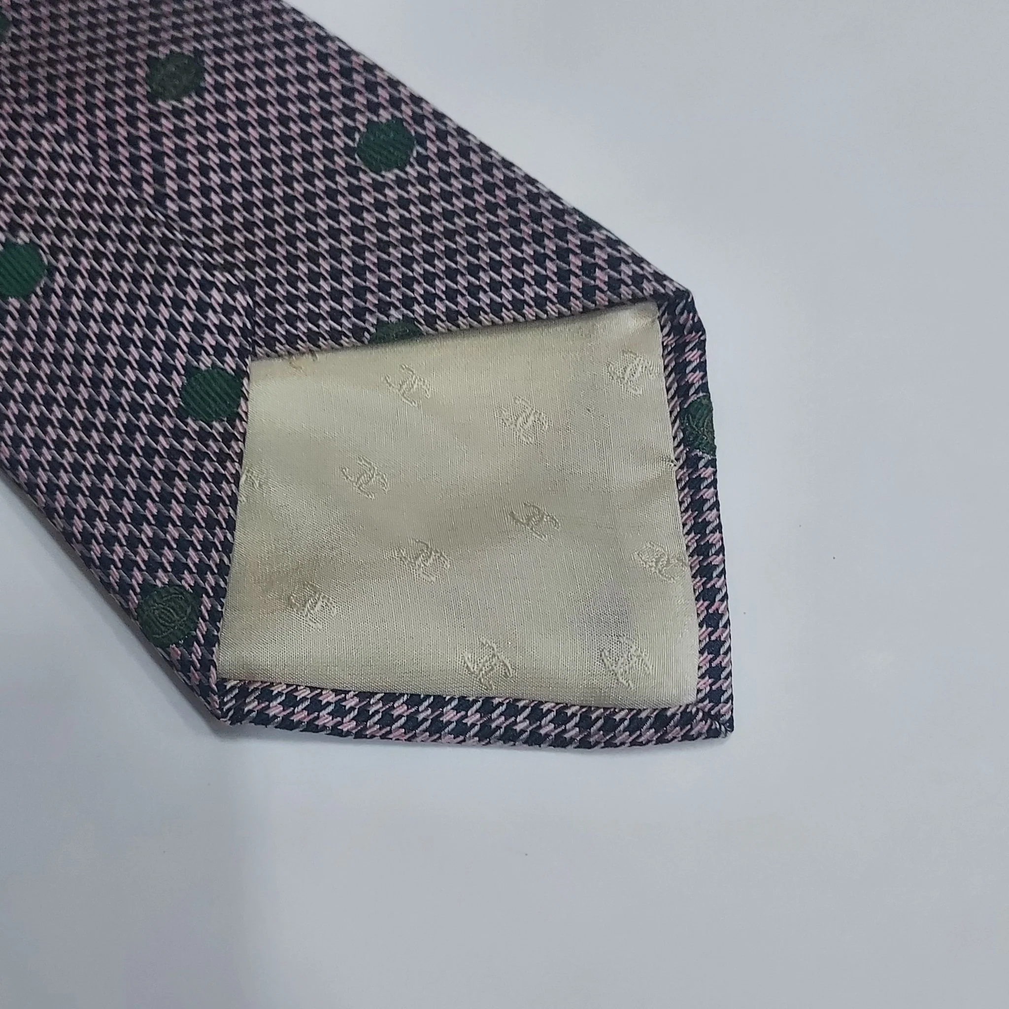 Chanel Pink Silk Tie - Image 5