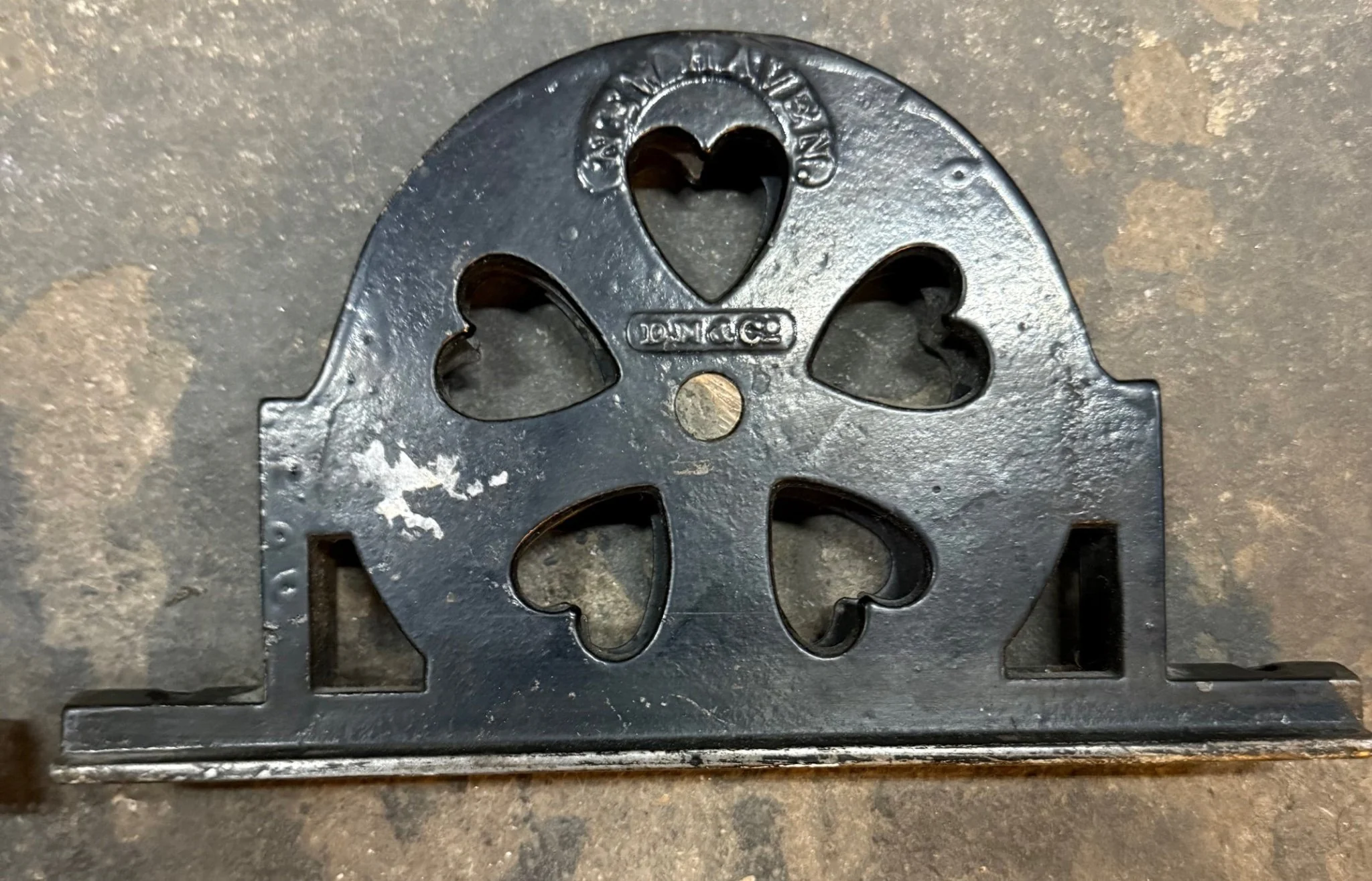 Pair of Vintage Recessed Pulley D.M. & Co. Window Dumbwaiter - Image 3