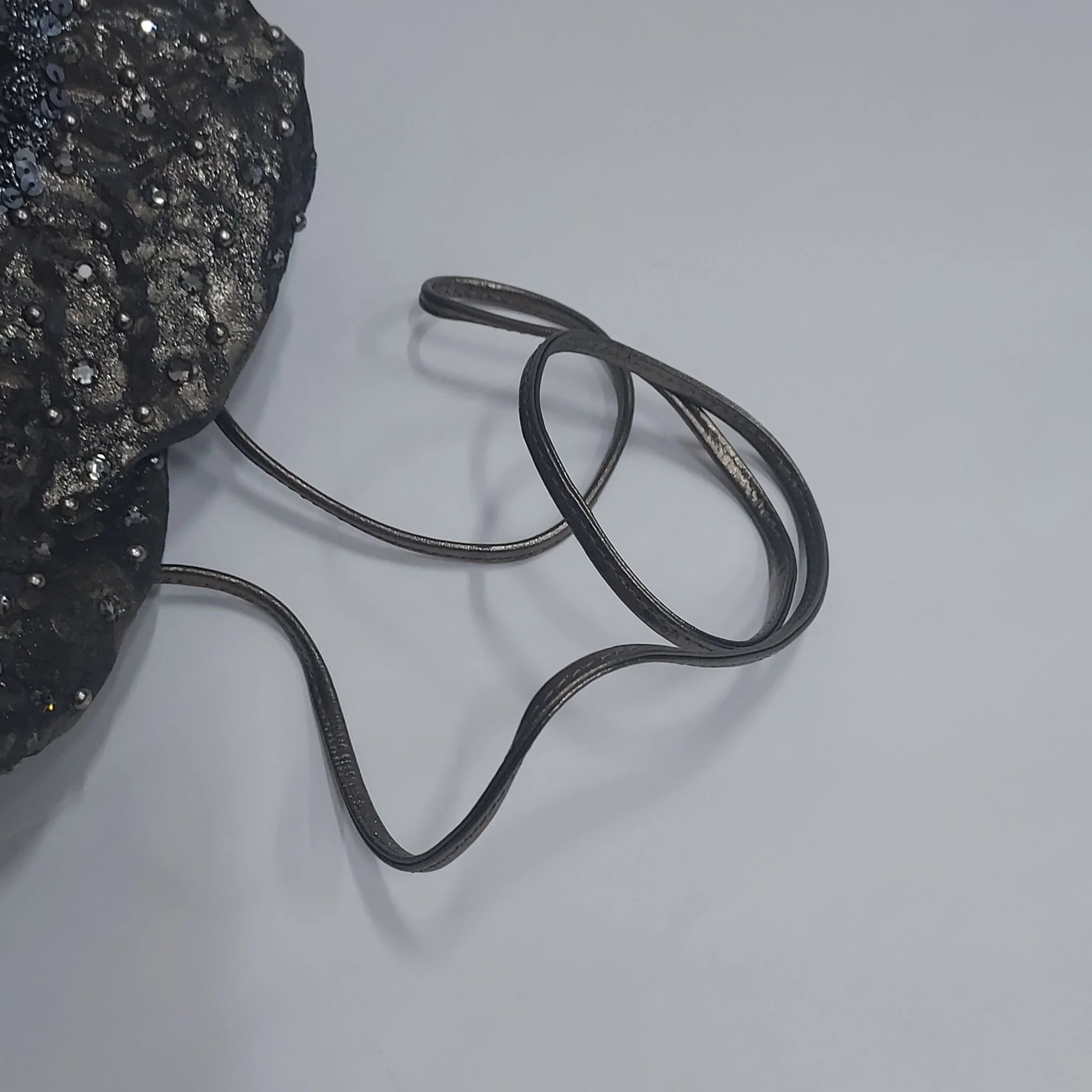 Rita Diana Crossbody - Image 9